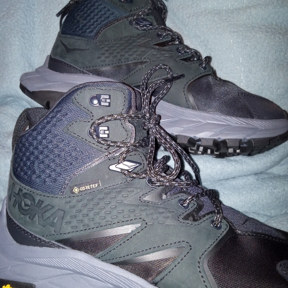 Hoka boots - Picture 2 of 3
